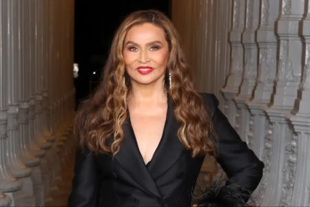 tina-knowles-bantah-sukai-postingan-soal-jay-z-dituduh-perkosa-remaja-akunnya-diklaim-diretas